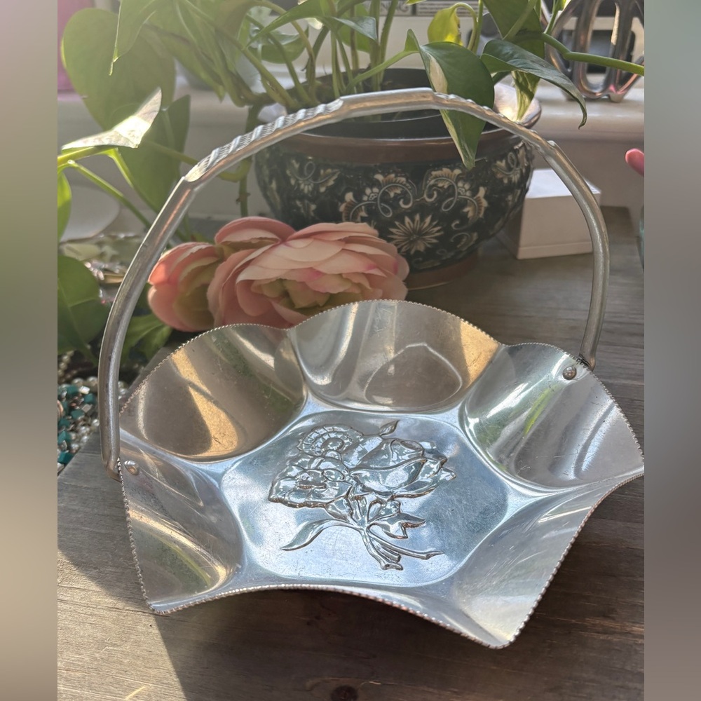 Vintage Nasco Floral Aluminum Handled Basket, Made in Italy